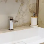 Apartmán In St Julian's, Perfect For Families