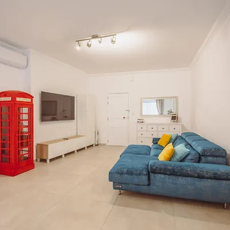 In St Julian's, Perfect For Families Apartmán *