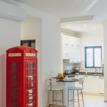 Apartment In St Julian's, Perfect For Families *