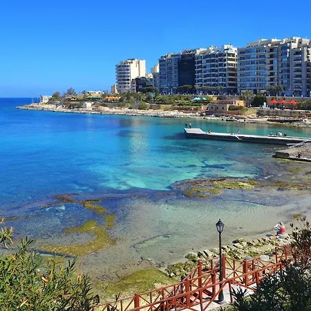 In St Julian's, Perfect For Families Apartman San Ġiljan