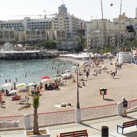 In St Julian's, Perfect For Families 아파트 Saint Julian's